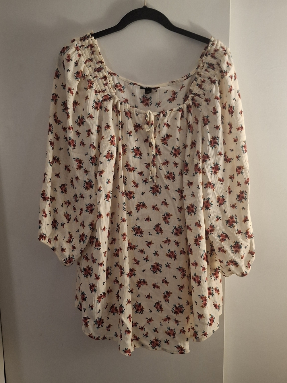 Torrid Women's Cream Floral Peasant Blouse with Red Rose Print